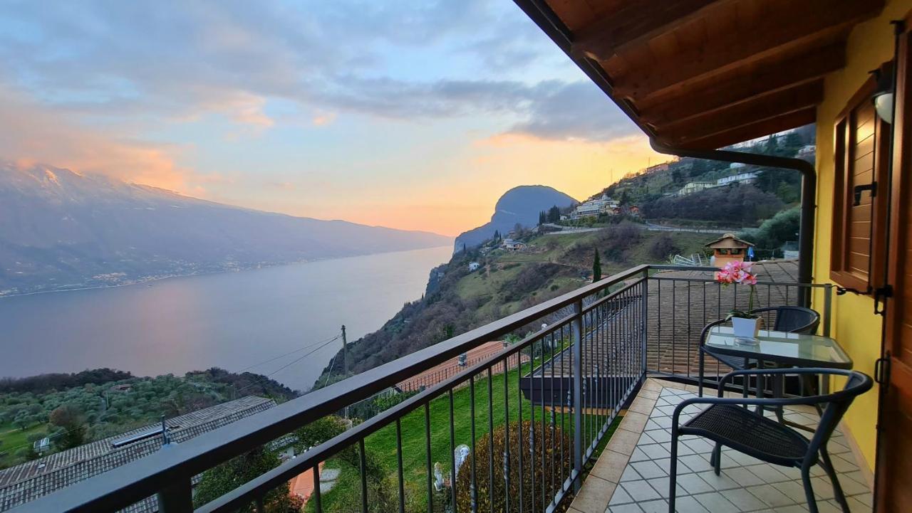Casa Elka Residence Lake View And Pool By Garda Domus Mea Pieve  エクステリア 写真