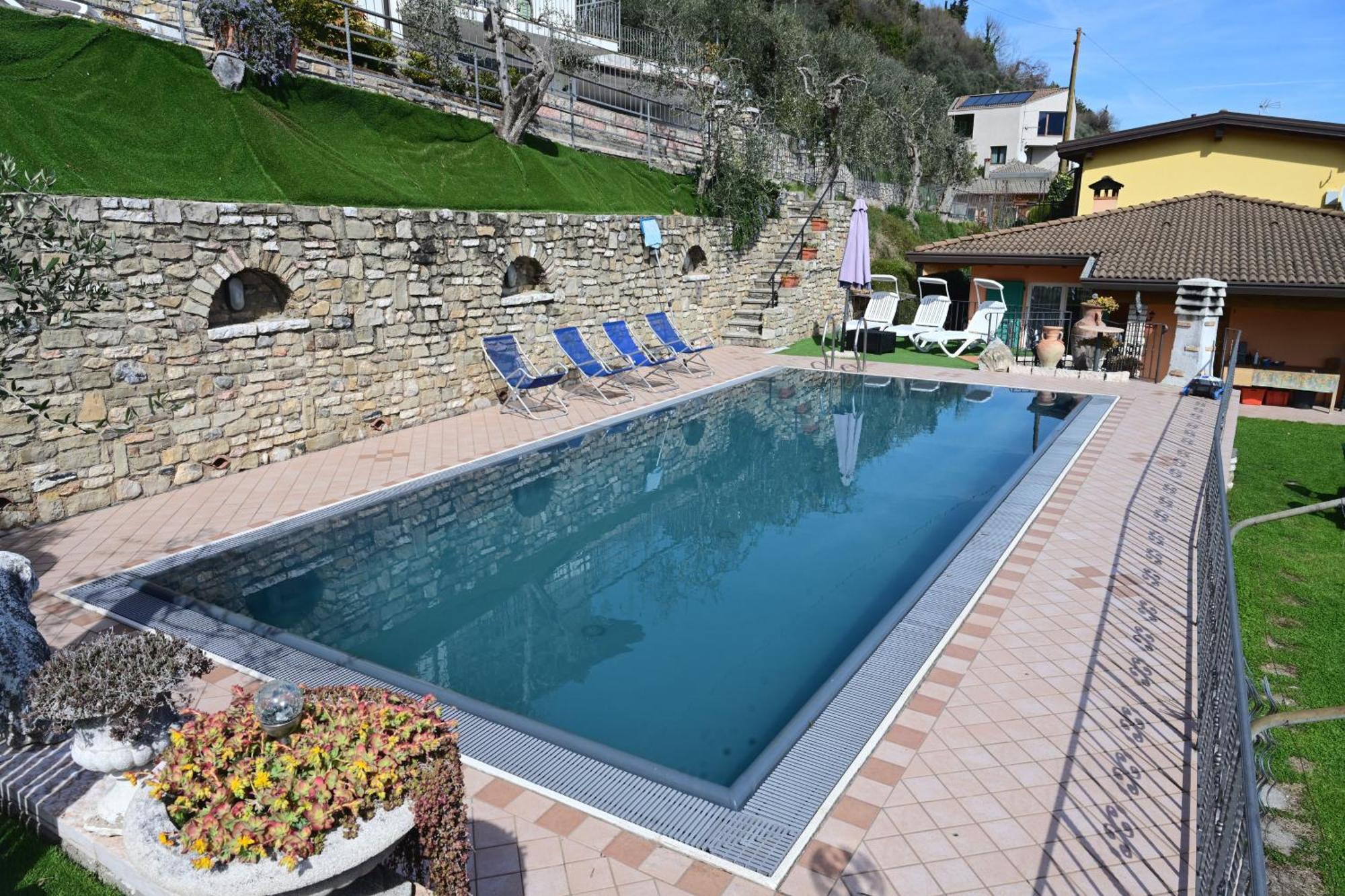 Casa Elka Residence Lake View And Pool By Garda Domus Mea Pieve  エクステリア 写真